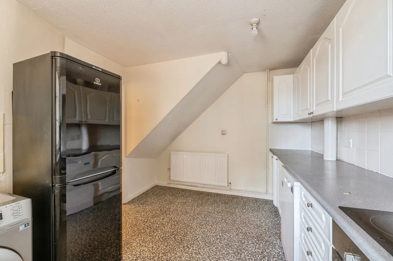 New Waverley Road, Basildon, Essex, SS15, photo 4