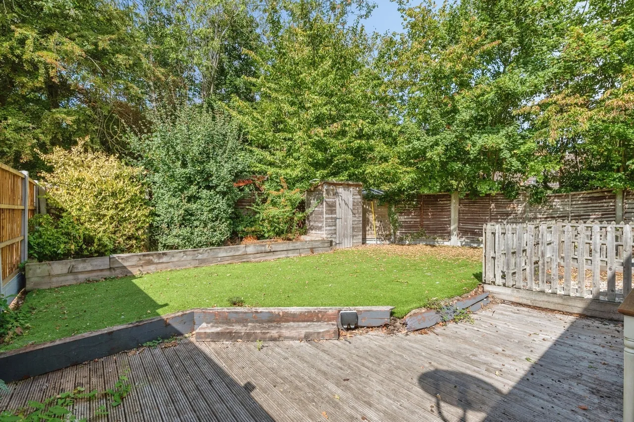 New Waverley Road, Basildon, Essex, SS15, photo 20