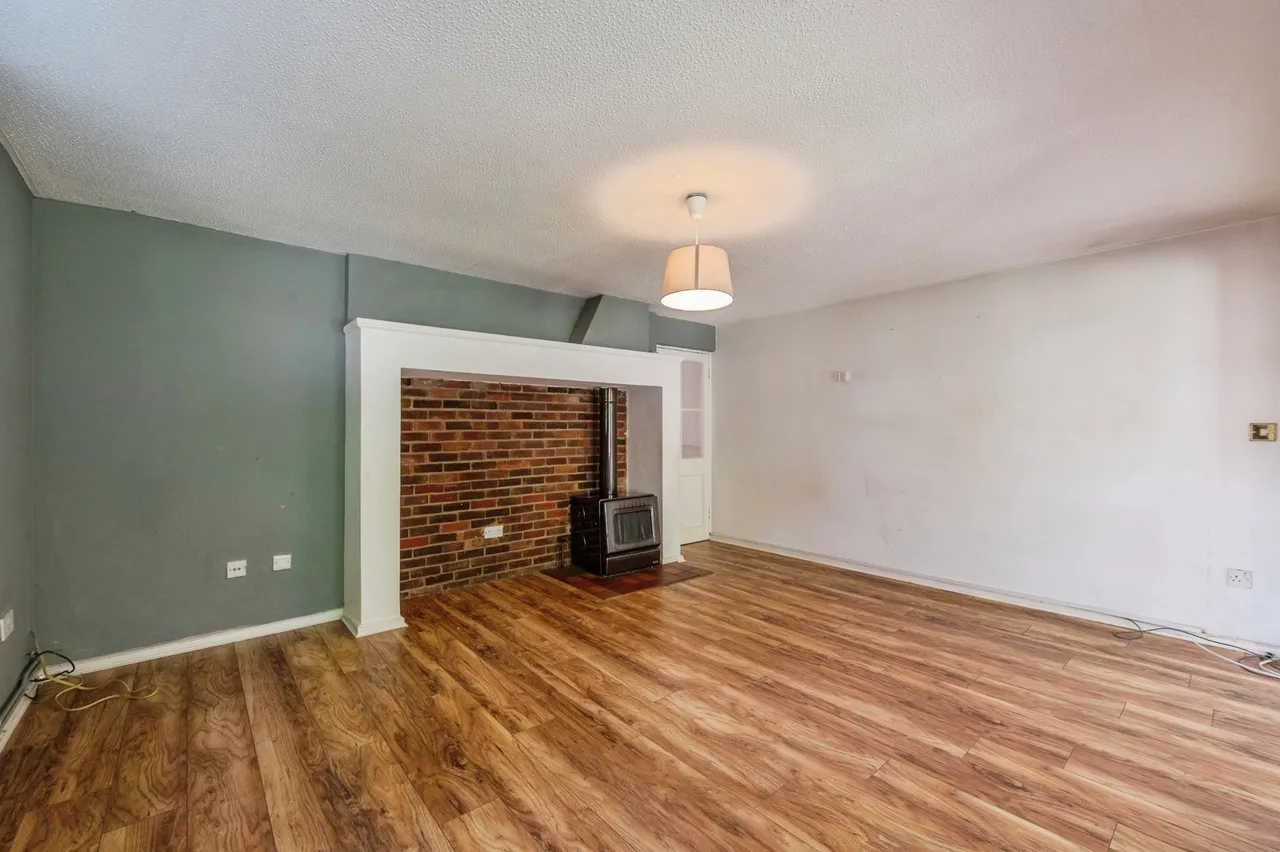 New Waverley Road, Basildon, Essex, SS15, photo 9