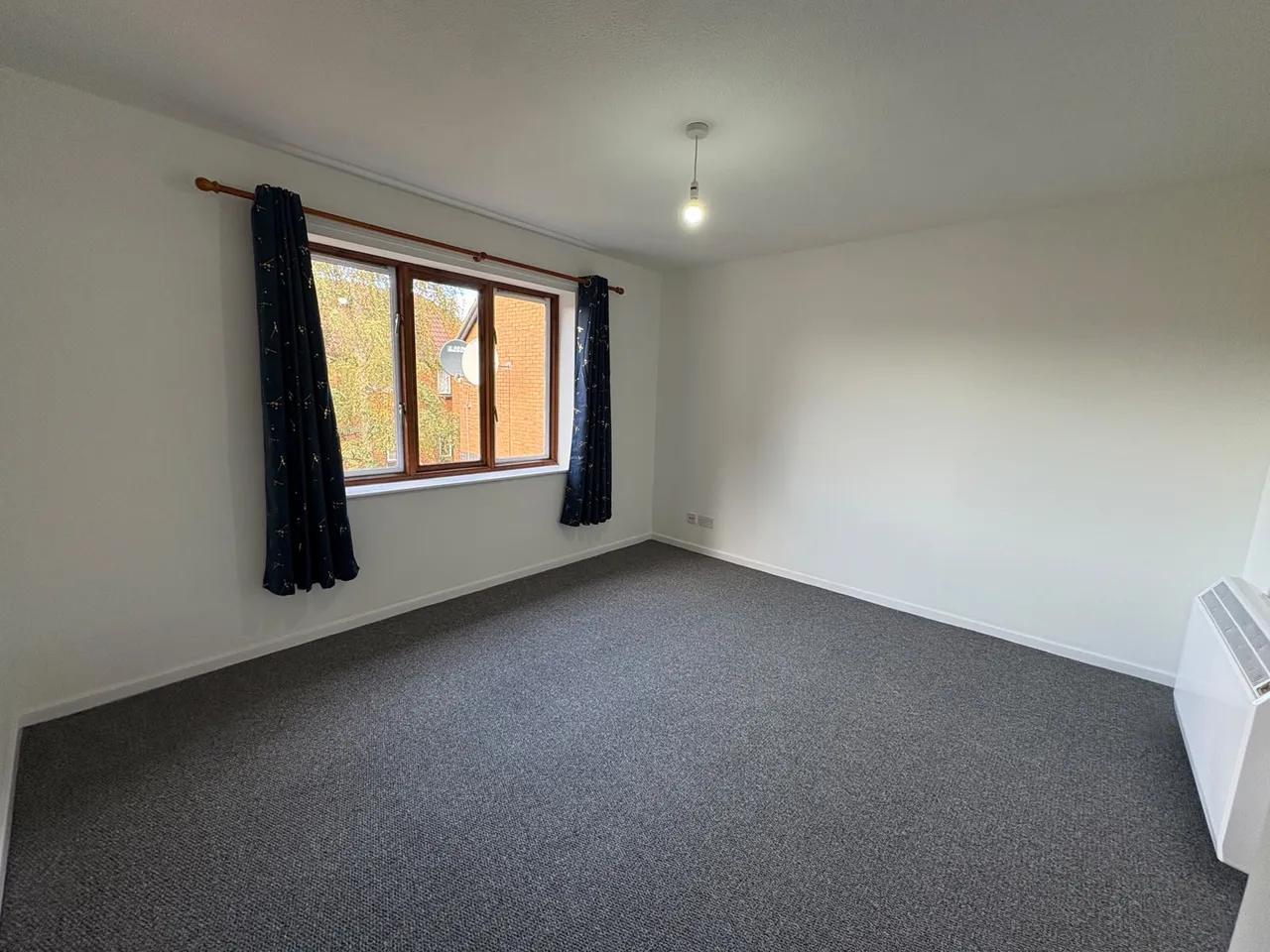 Swaythling Close, Edmonton, N18, photo 2