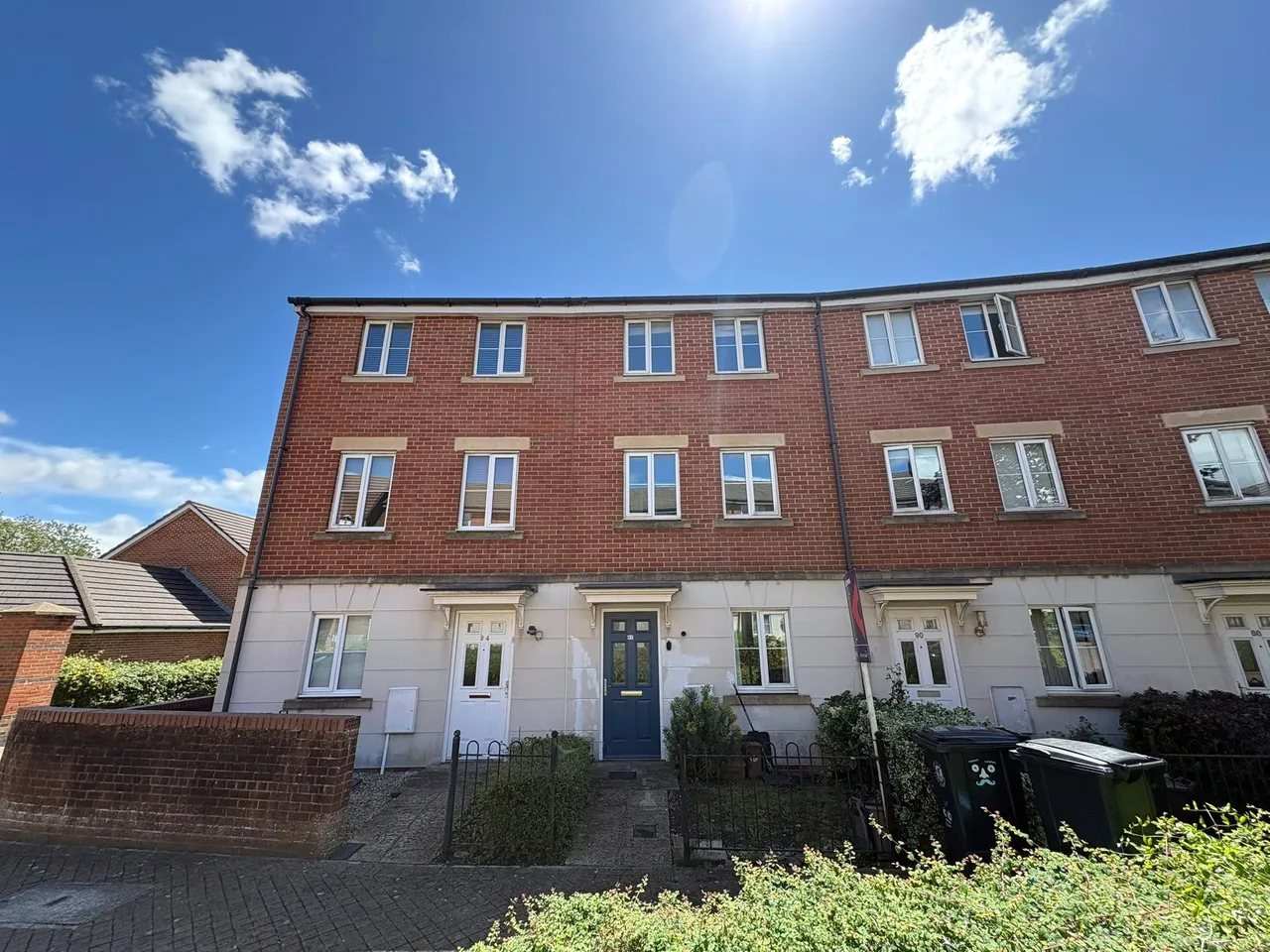 4 bed house to rent — Montreal Avenue, Bristol, BS7 0NQ