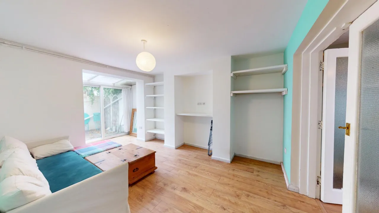 Lansdowne Street, Hove, BN3, photo 2