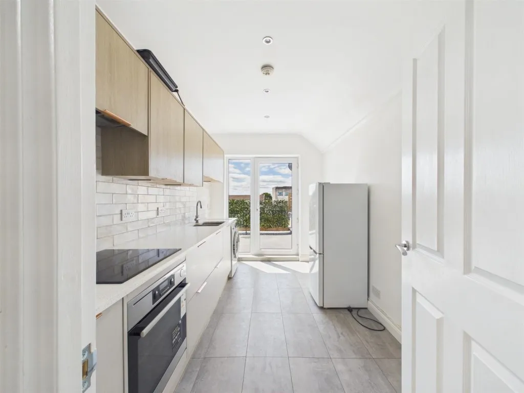 344, Two Mile Hill Road, Kingswood, Bristol, BS15 1AJ, photo 3