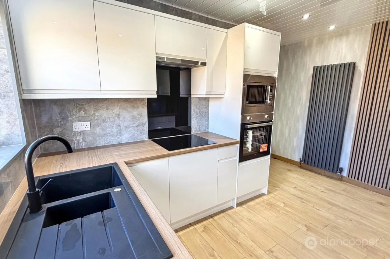 Windermere Avenue, St Nicolas Park, CV11, photo 12