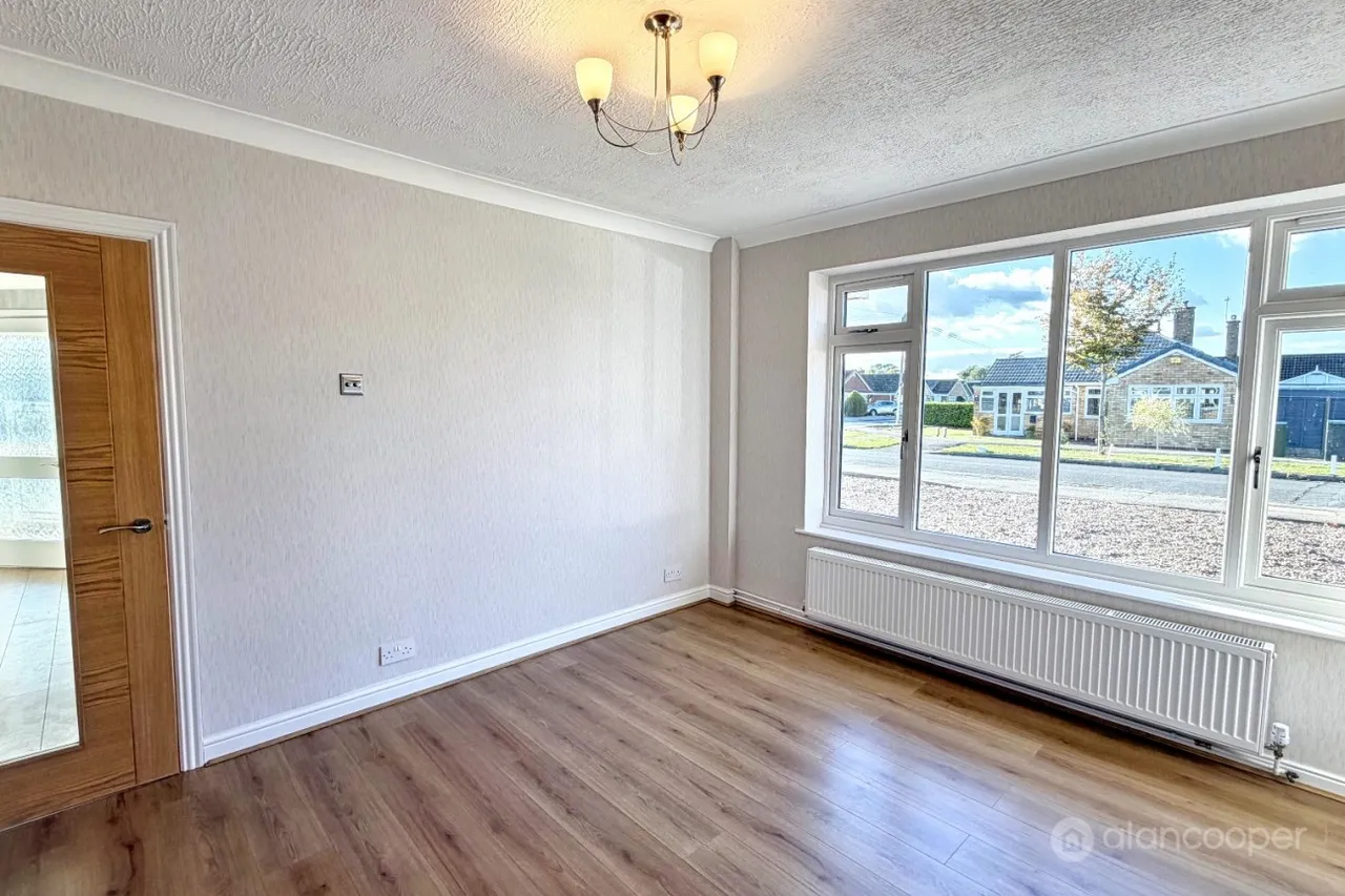 Windermere Avenue, St Nicolas Park, CV11, photo 9