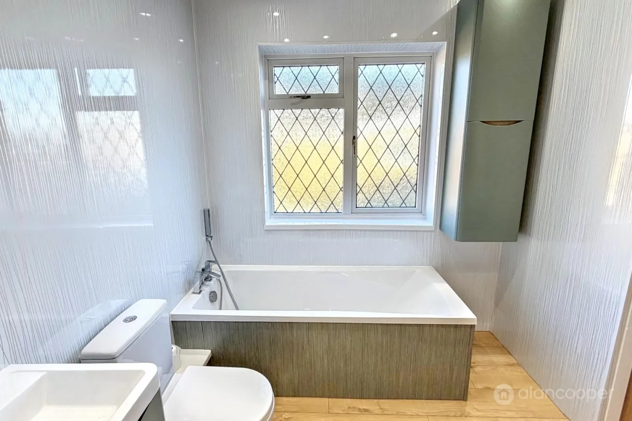 Windermere Avenue, St Nicolas Park, CV11, photo 31