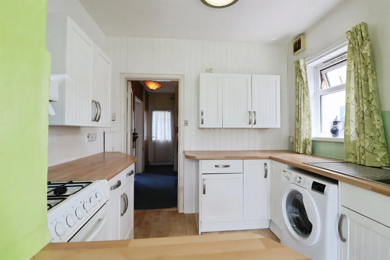 Heather Avenue, Cardiff, CF5, photo 5