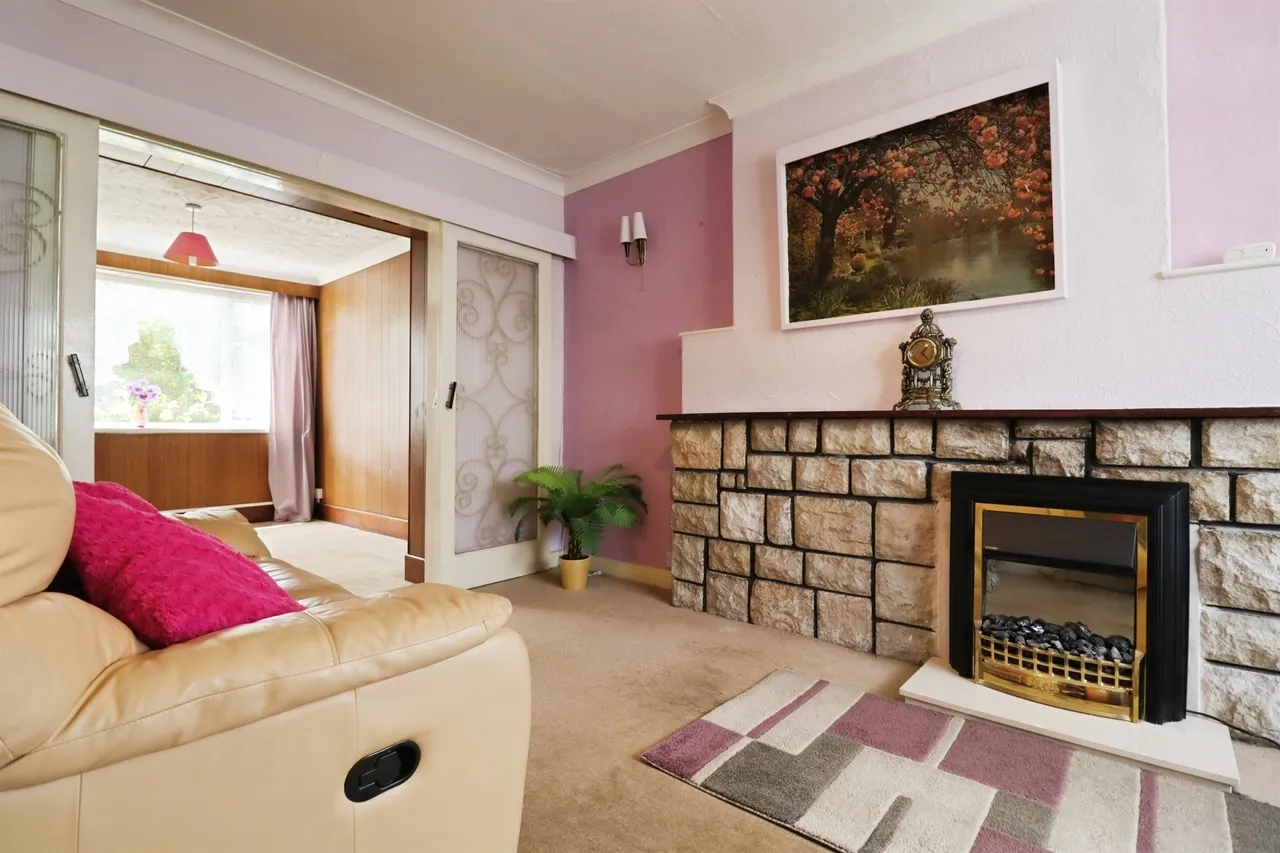 Heather Avenue, Cardiff, CF5, photo 2