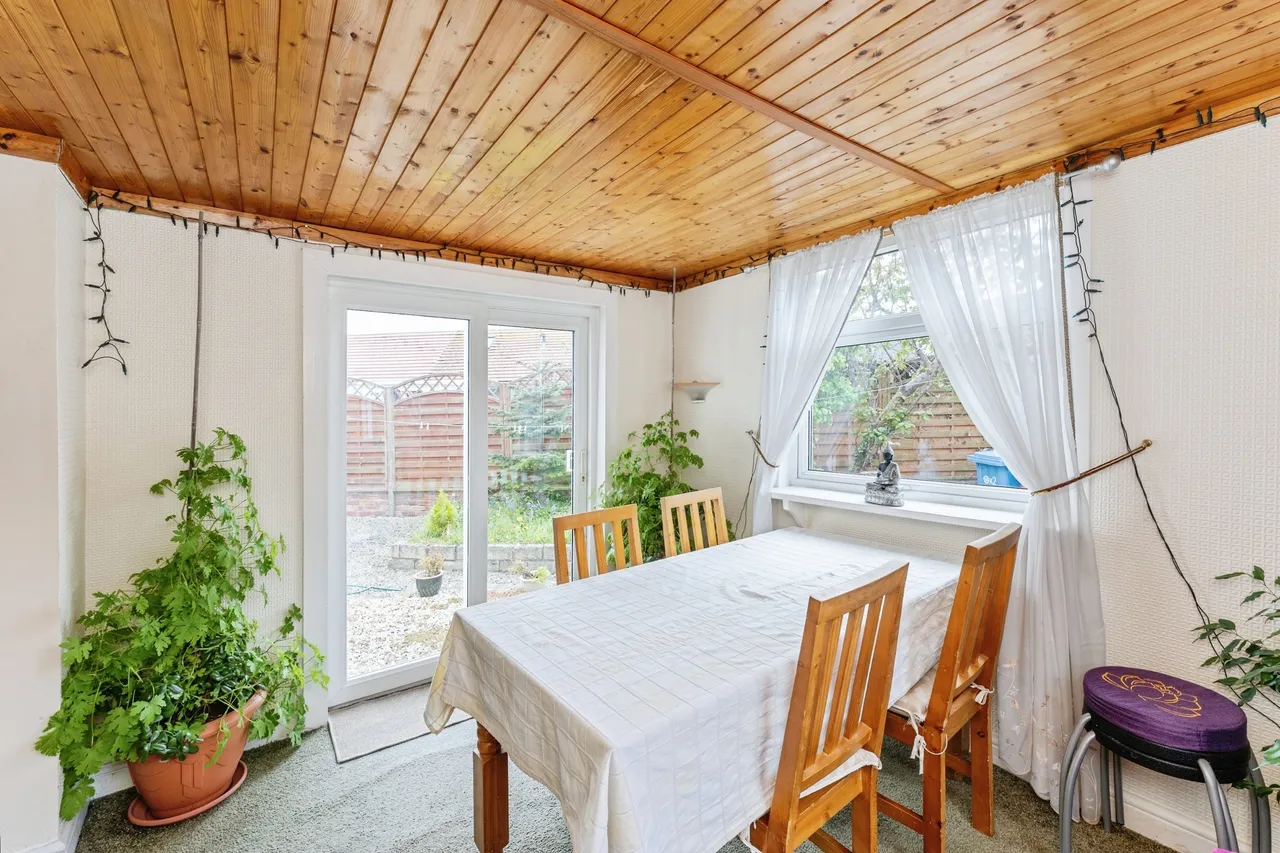 Jaclyn Close, Prestatyn, LL19, photo 7