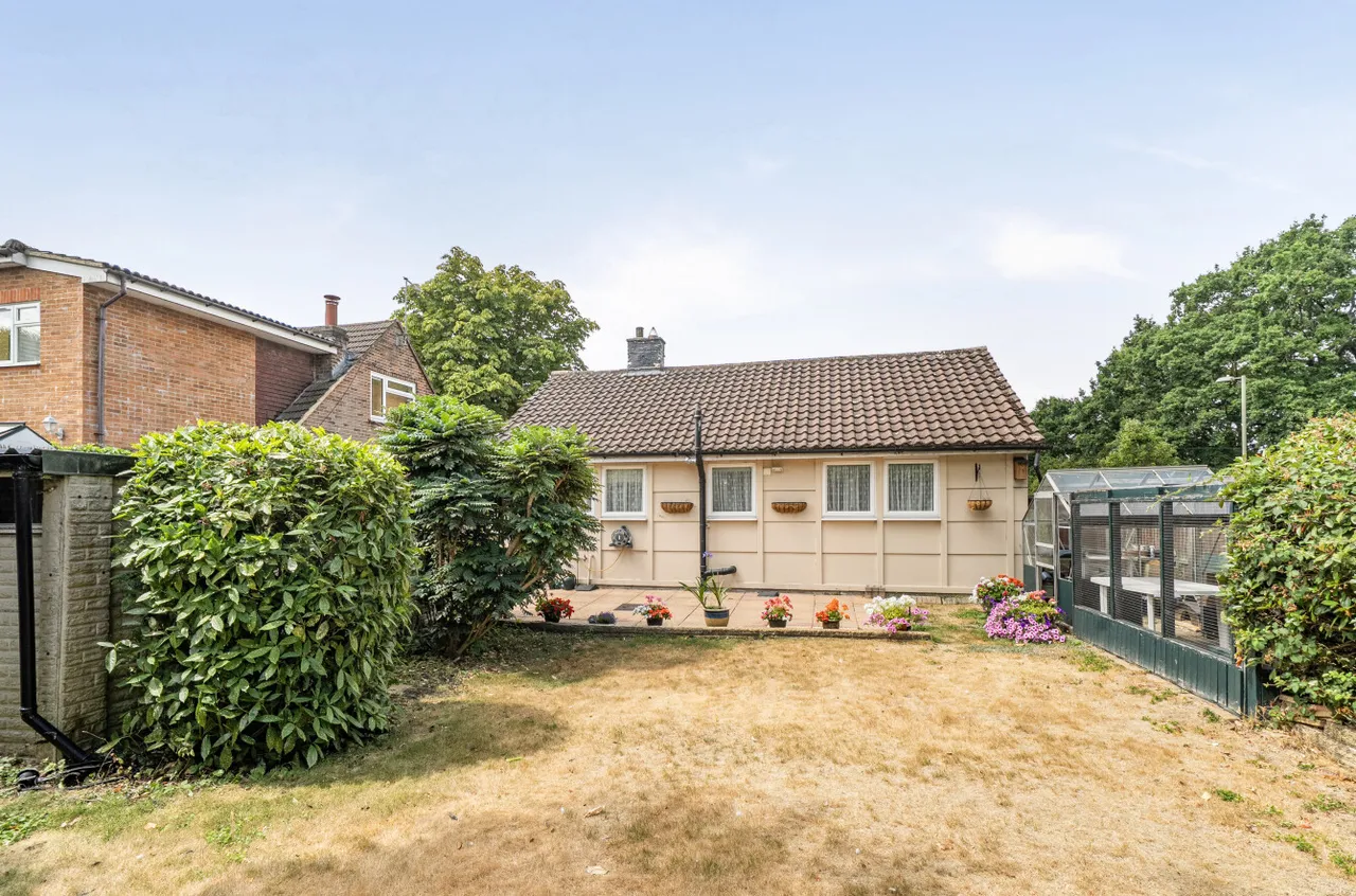 Prospect Road, Farnborough, Hampshire, GU14 8JY, photo 16