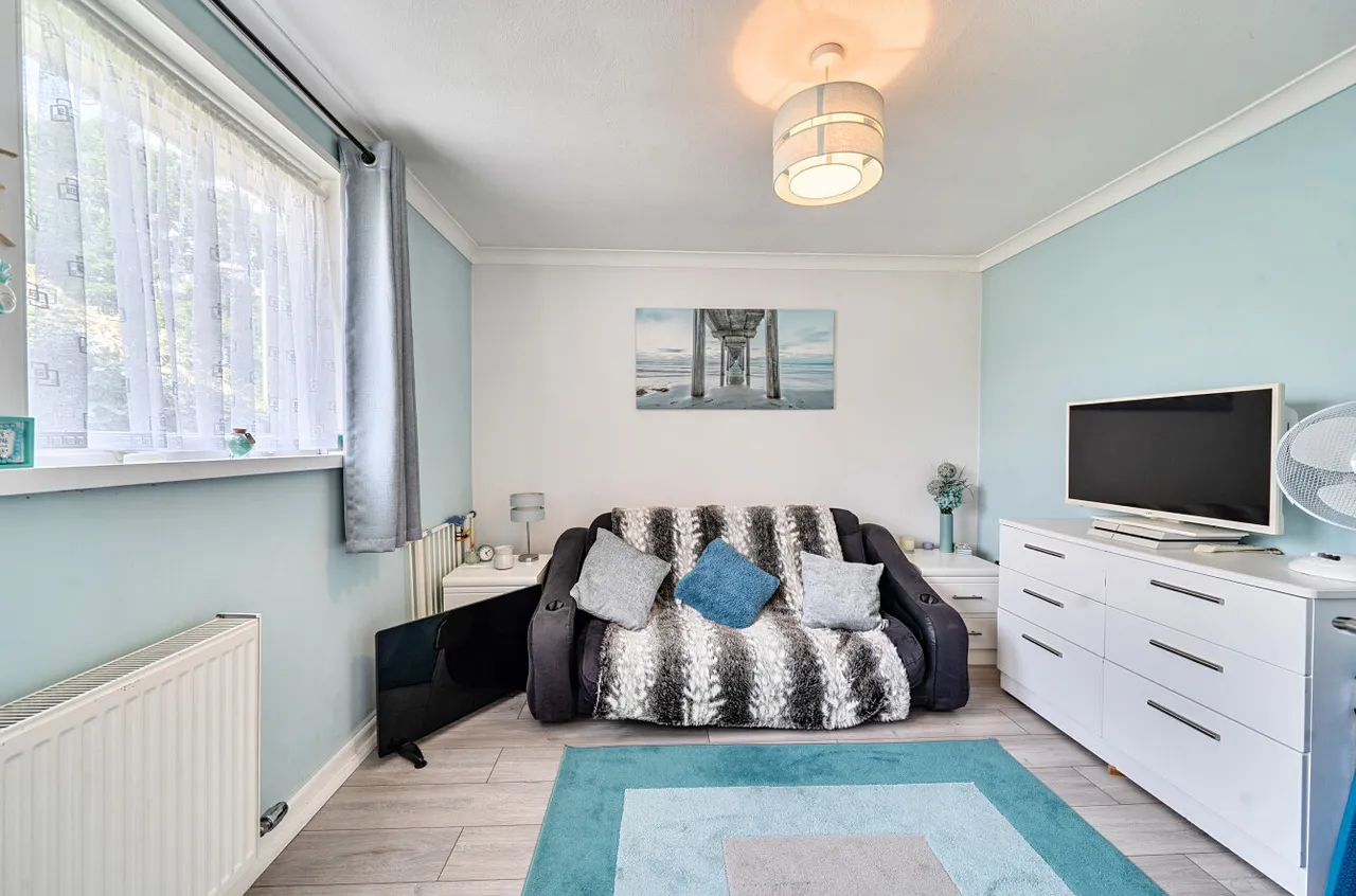 Prospect Road, Farnborough, Hampshire, GU14 8JY, photo 15