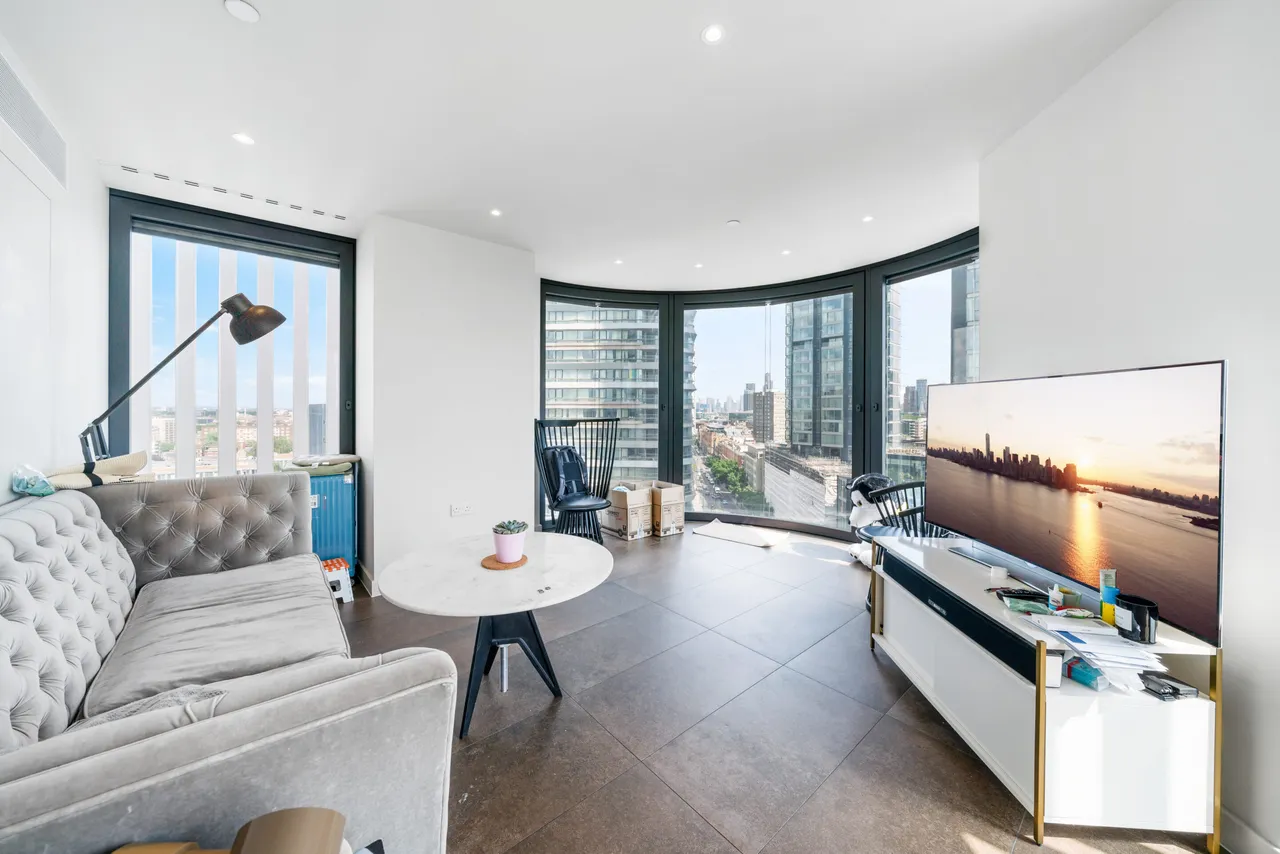 Chronicle Tower, City Road, London, EC1V, photo 5