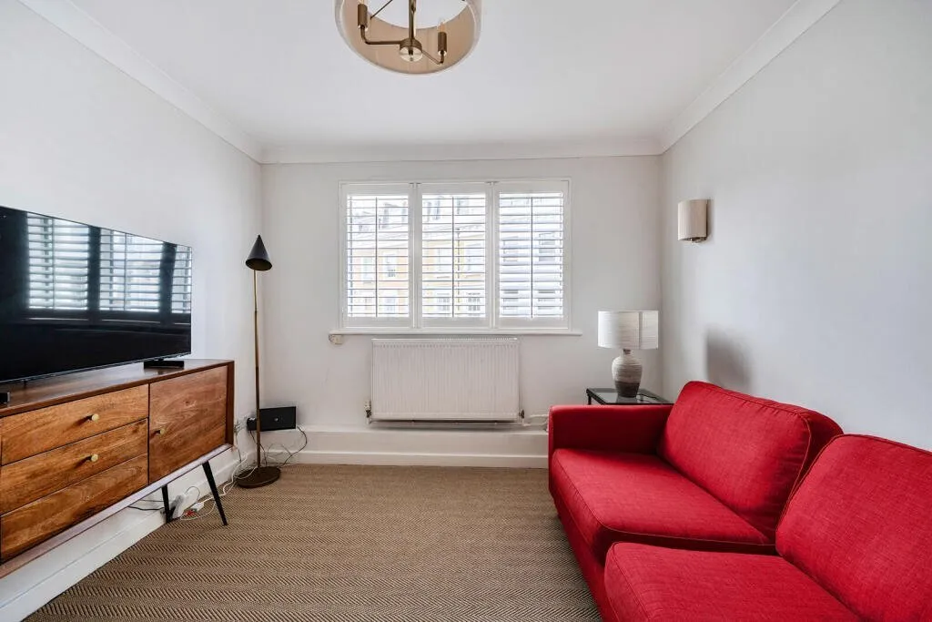 1 bed flat to rent, Moreton Place, London, SW1V