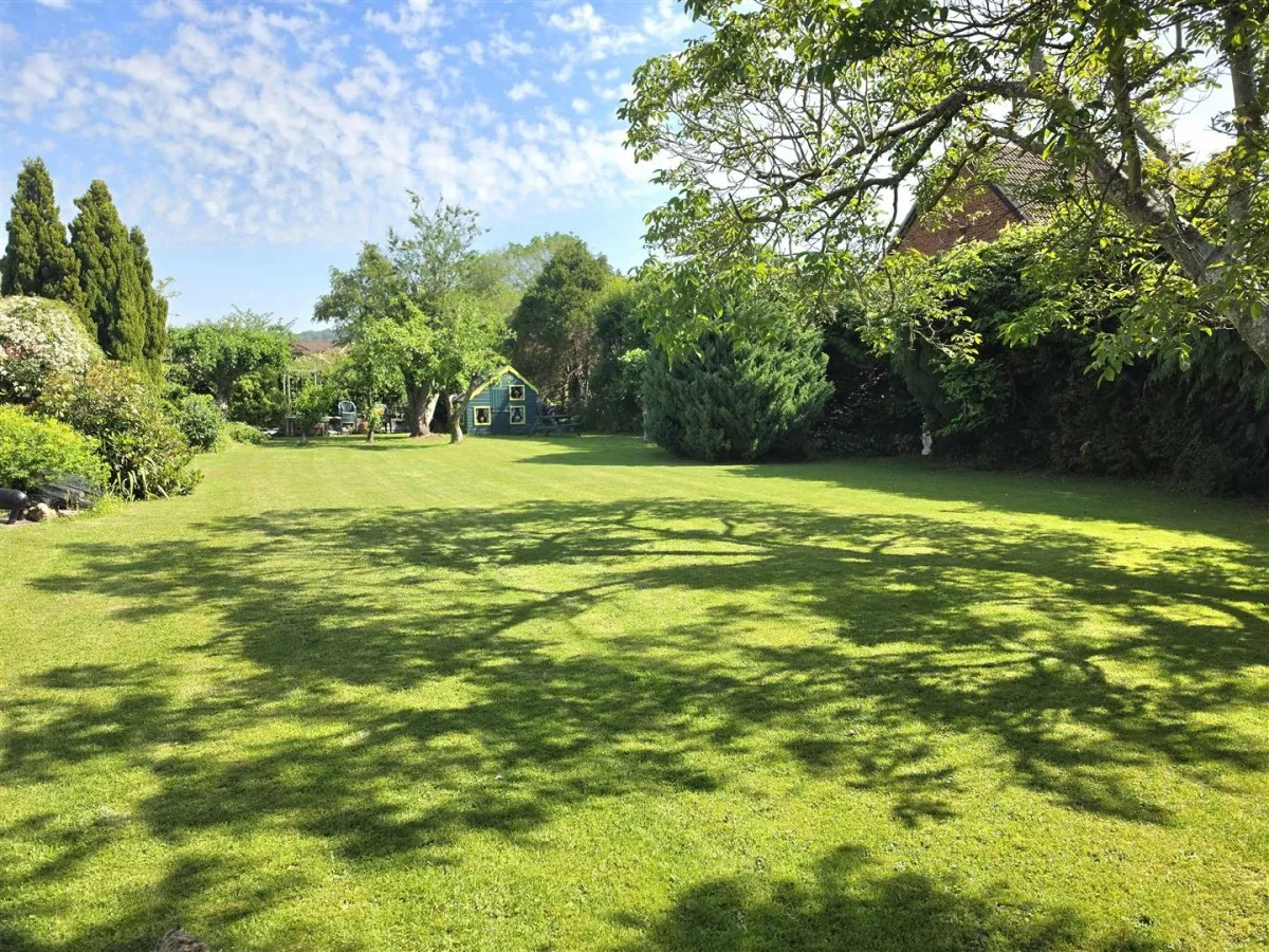 Green Lane, Hucclecote, GL3, photo 19