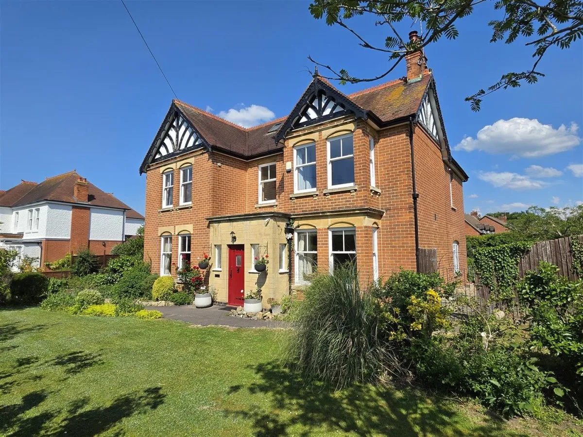 Green Lane, Hucclecote, GL3, photo 25