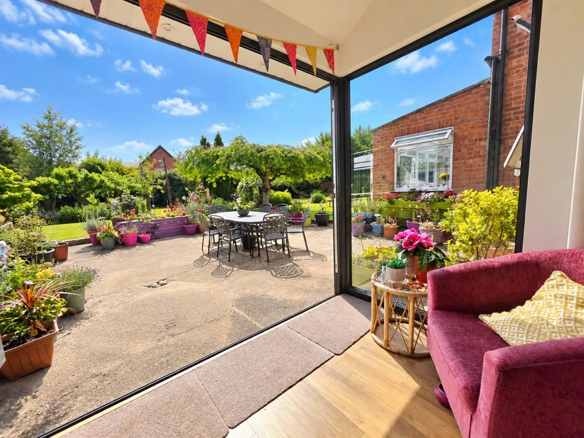 Green Lane, Hucclecote, GL3, photo 16