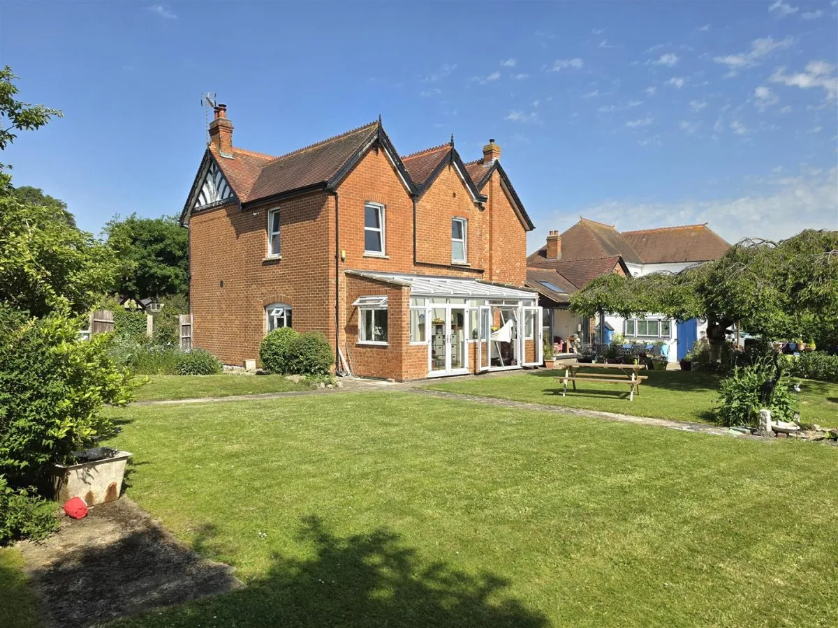 Green Lane, Hucclecote, GL3, photo 24