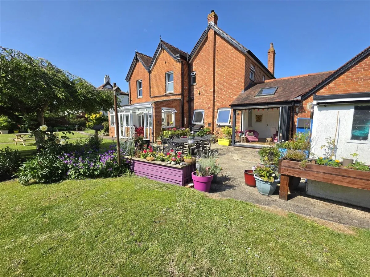 Green Lane, Hucclecote, GL3, photo 23