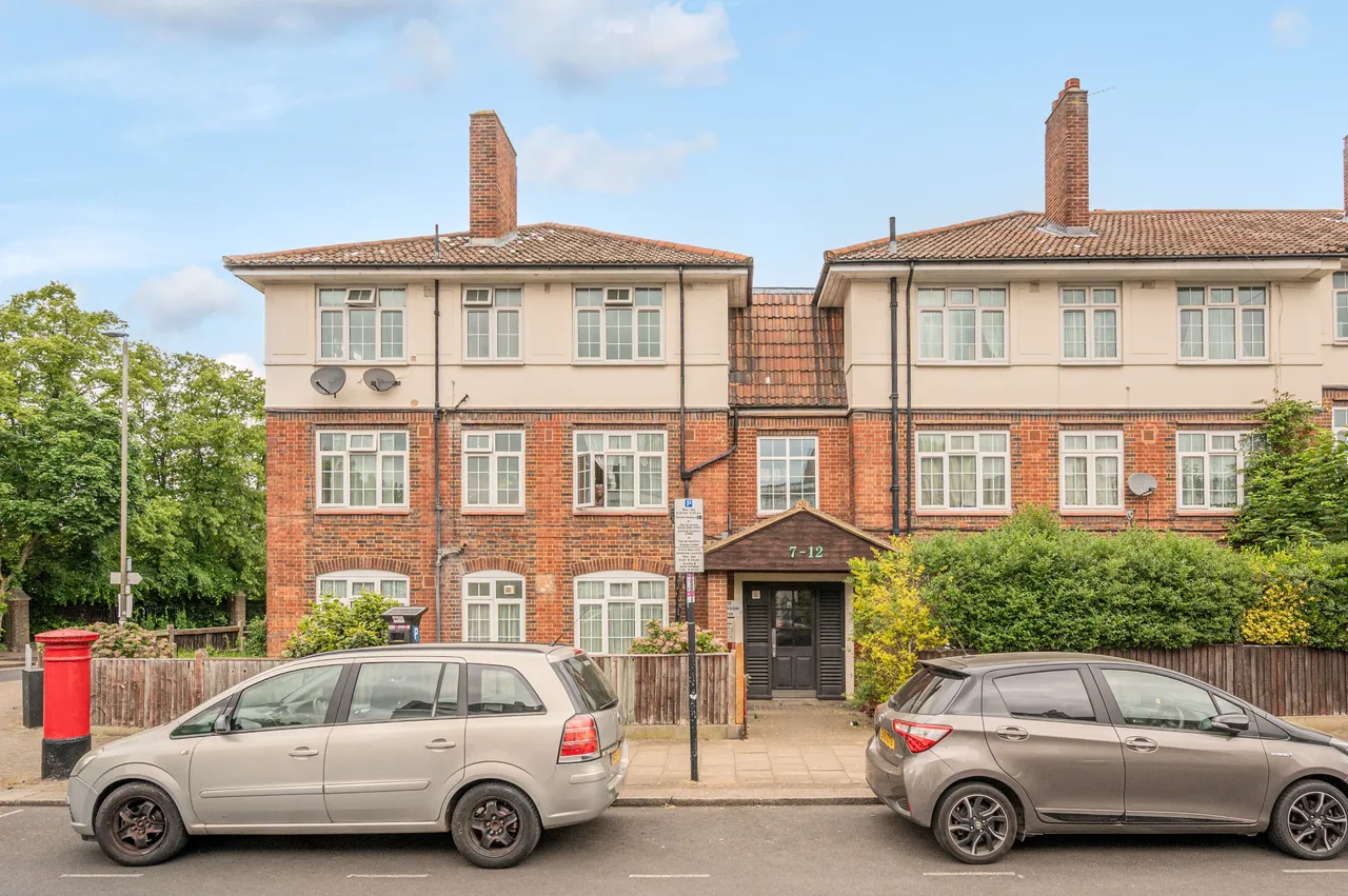 11 Anderson House, Fountain Road, London, photo 7