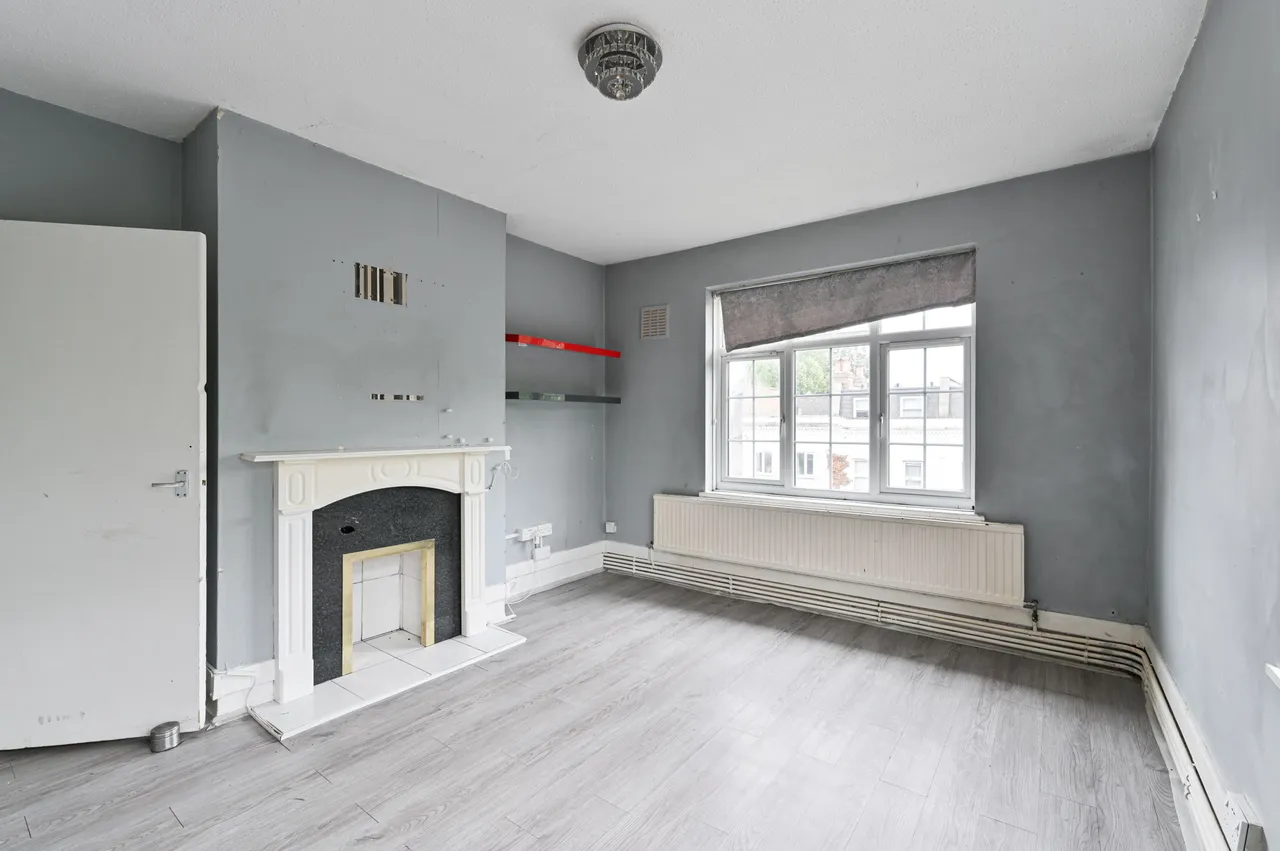 11 Anderson House, Fountain Road, London, photo 2