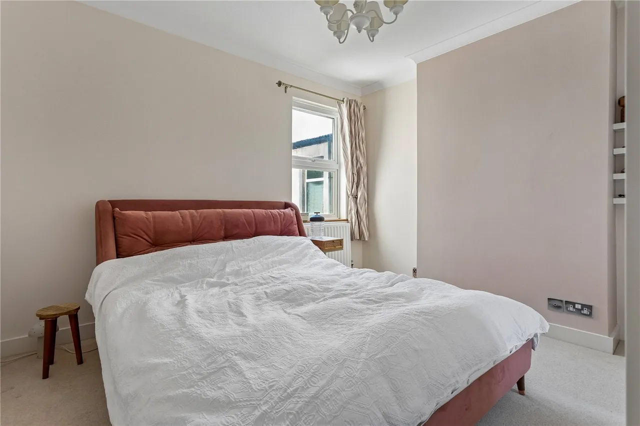 Pevensey Road, London, SW17, photo 3