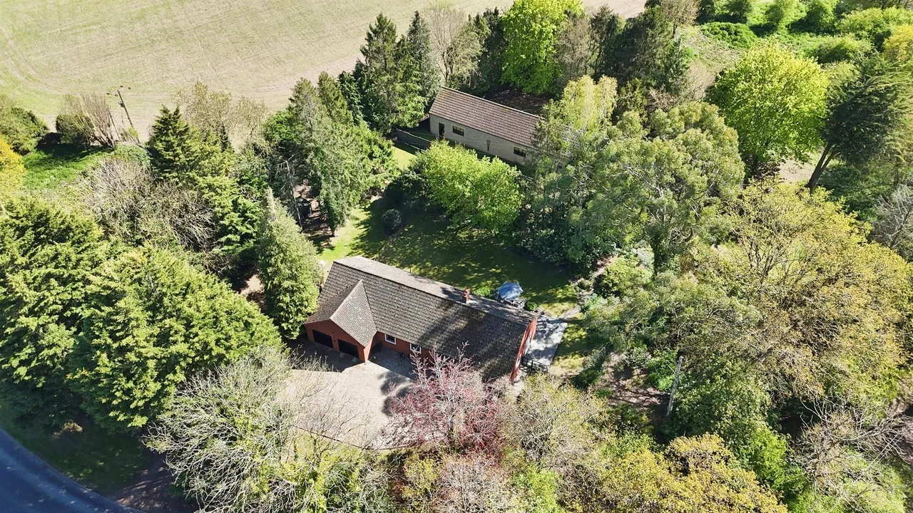 Fen Road, Scarning, NR19, photo 3