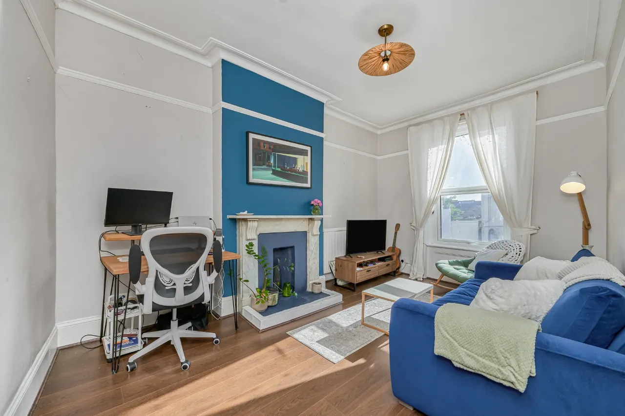 Brixton Hill, Lambeth, SW2, photo 2
