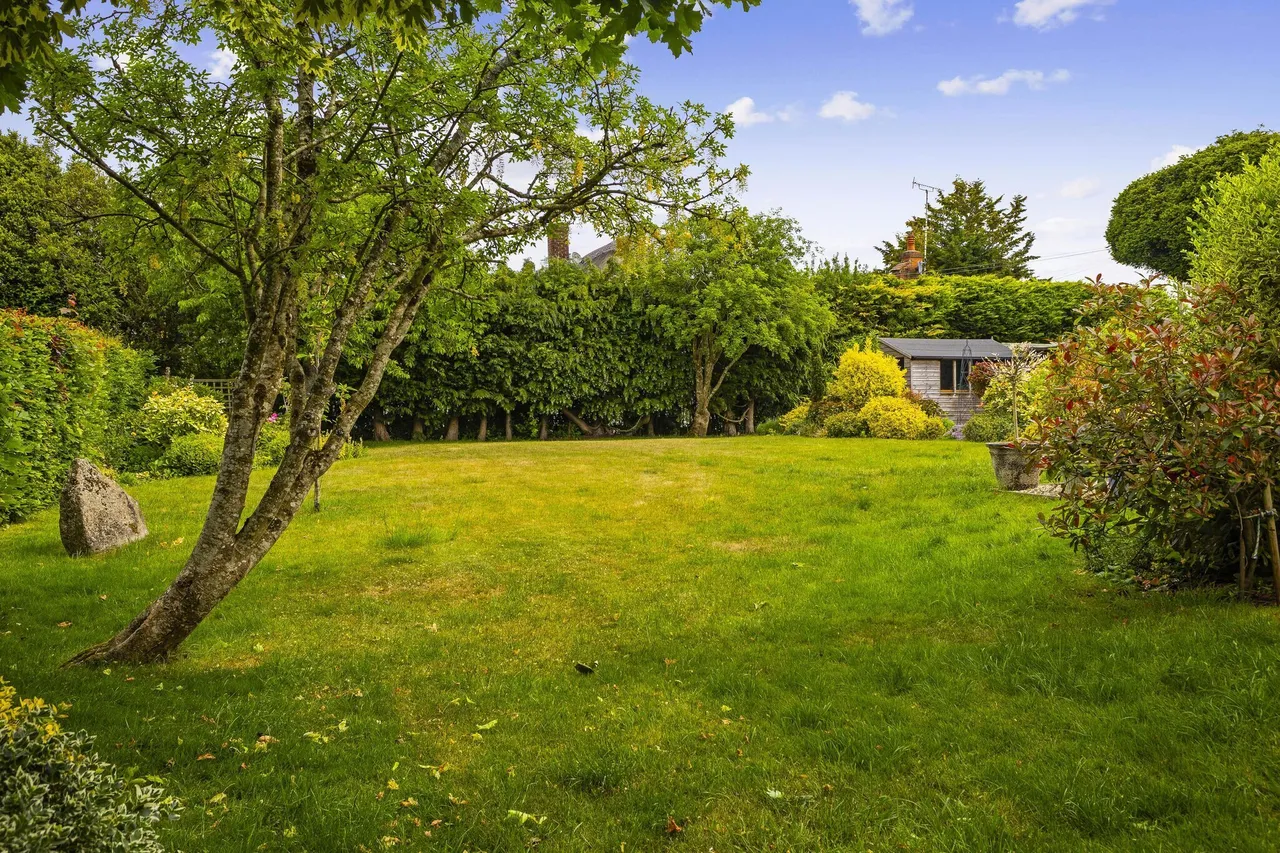 Charlton, Pewsey, SN9, photo 3