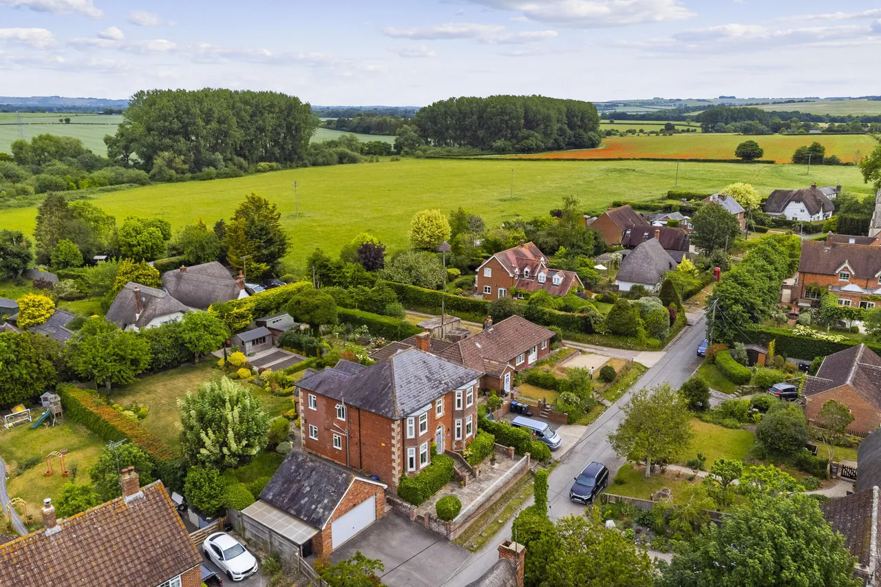 Charlton, Pewsey, SN9, photo 5