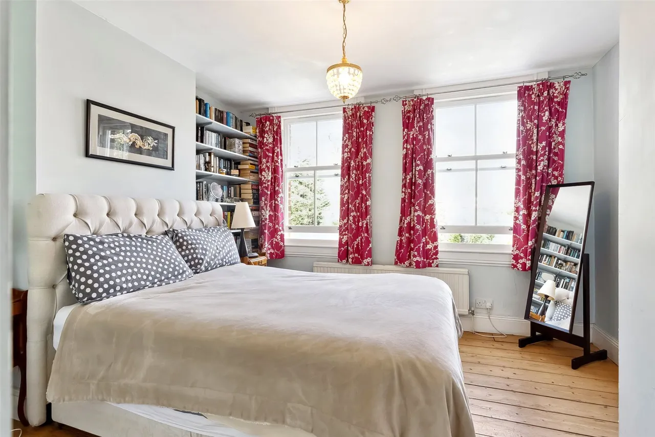 Acacia Road, Hampton, TW12 3DP, photo 12