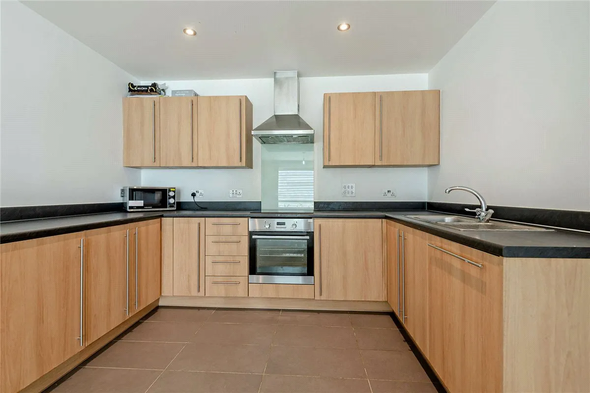 Park Way, Newbury, RG14, photo 4