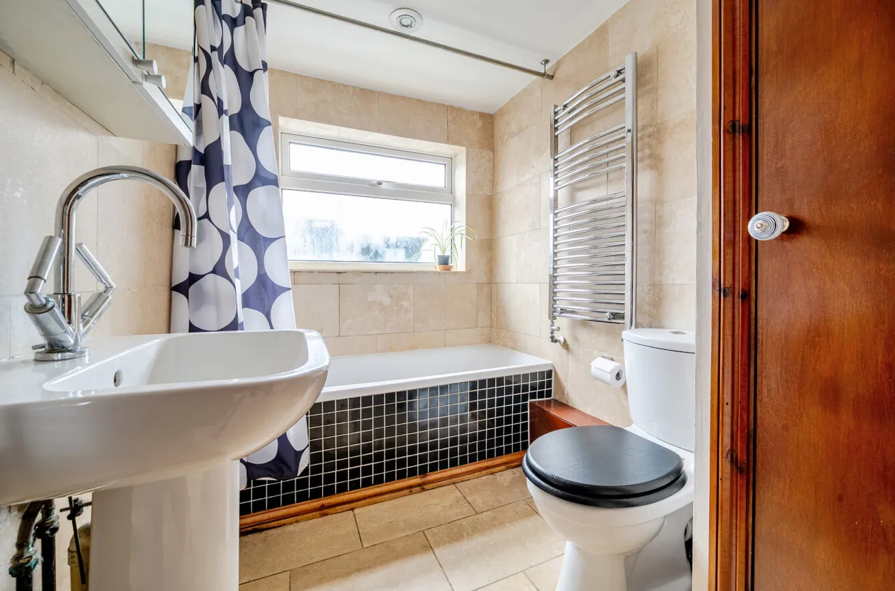 Albert Road, Bishops Waltham, SO32, photo 7