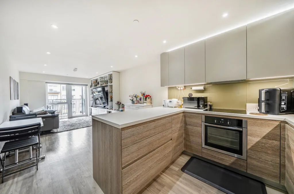 2 bed flat for sale, Beaufort Square, Beaufort Park, NW9