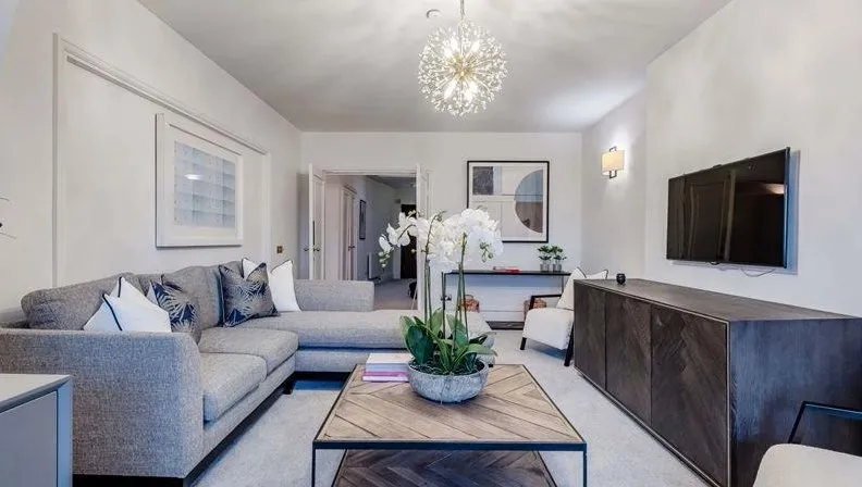 4 bed flat to rent — Park Road, Strathmore Court, London