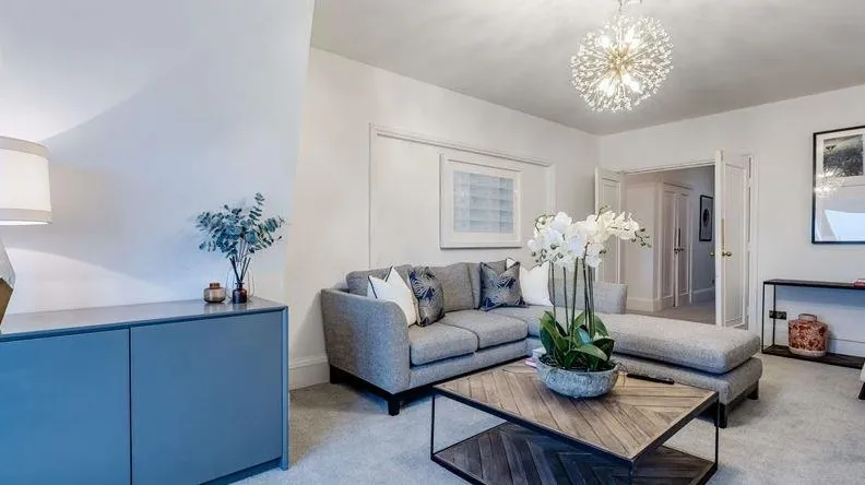 Park Road, Strathmore Court, London, photo 2