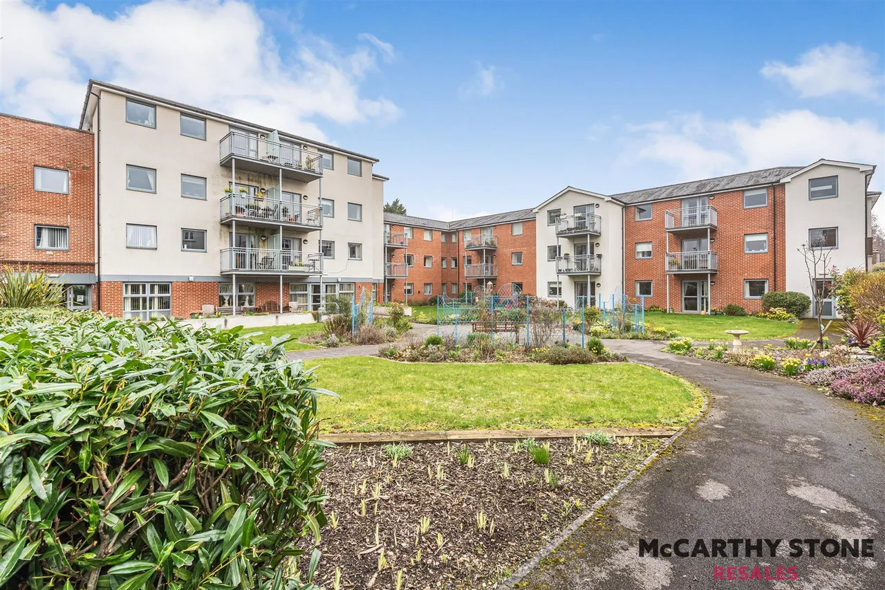 New Road, Basingstoke, RG21, photo 15