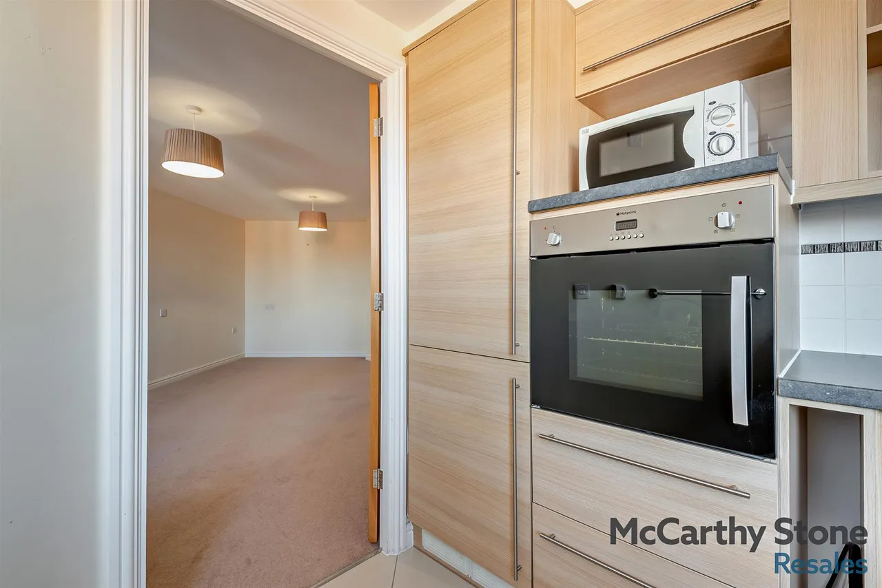New Road, Basingstoke, RG21, photo 5