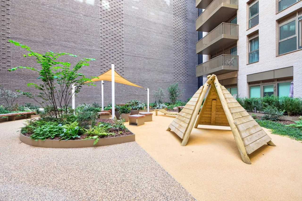 Gasholder Place, London, SE11, photo 20
