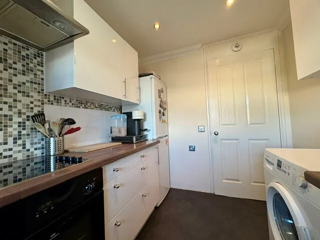 Runswick Court, Symonds Green, SG1, photo 3