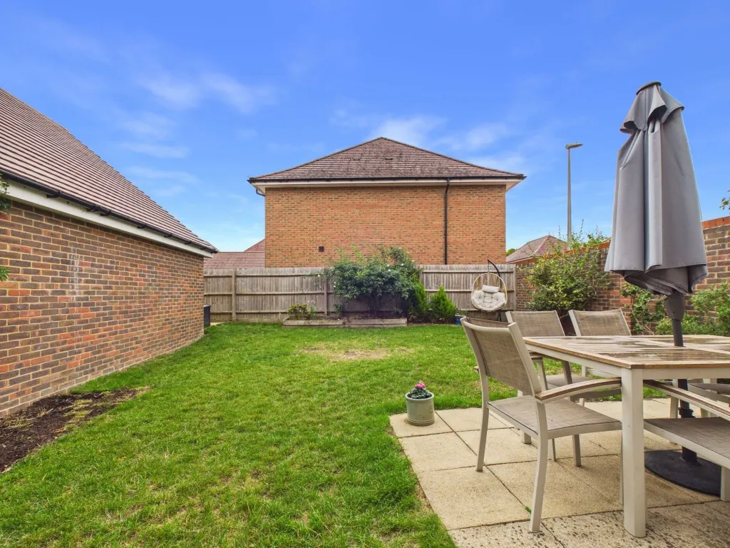 Orwell Drive, Arborfield Green, RG2, photo 14