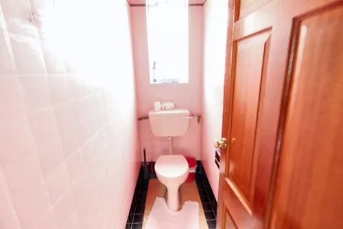 Heath Drive, Gidea Park, RM2, photo 11