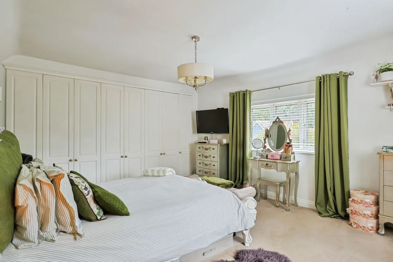 Ropers Lane, Poole, BH16, photo 11