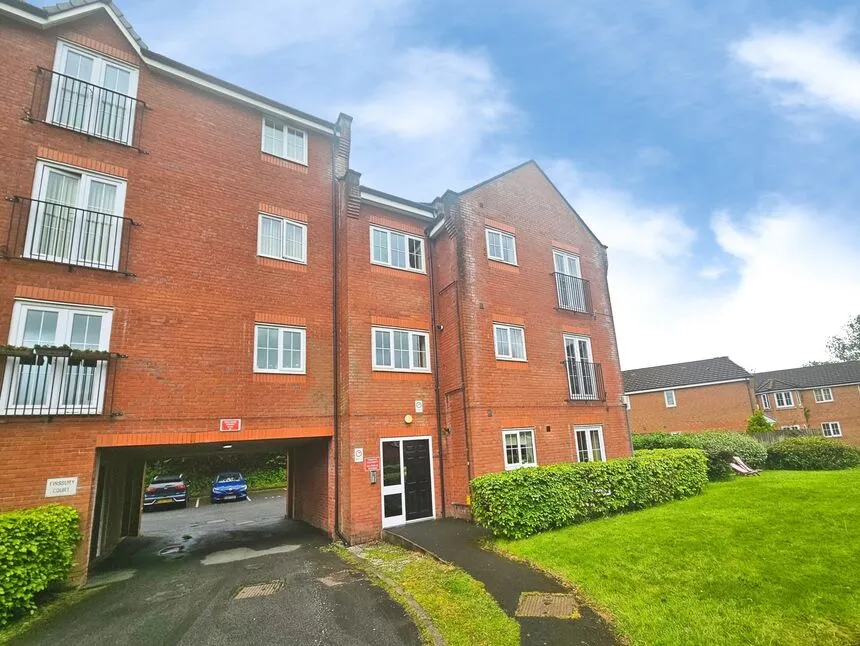 2 bed flat for sale — Finsbury Court, Bolton, Greater Manchester, BL1