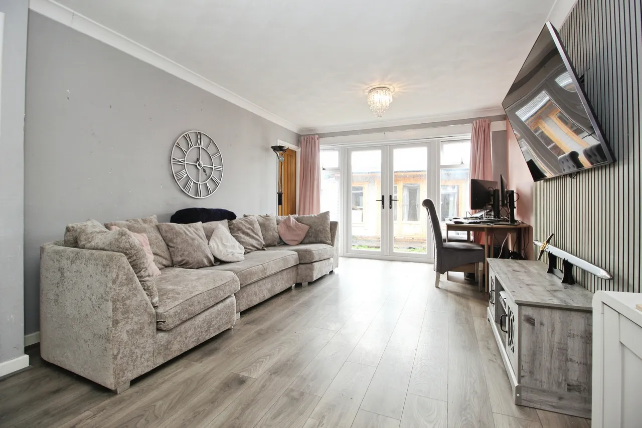 Cumbrian Way, Wakefield, WF2, photo 5