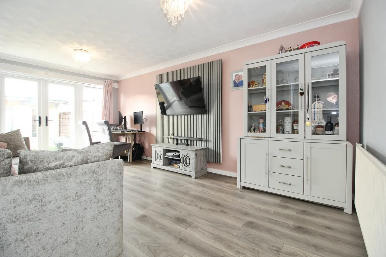 Cumbrian Way, Wakefield, WF2, photo 4