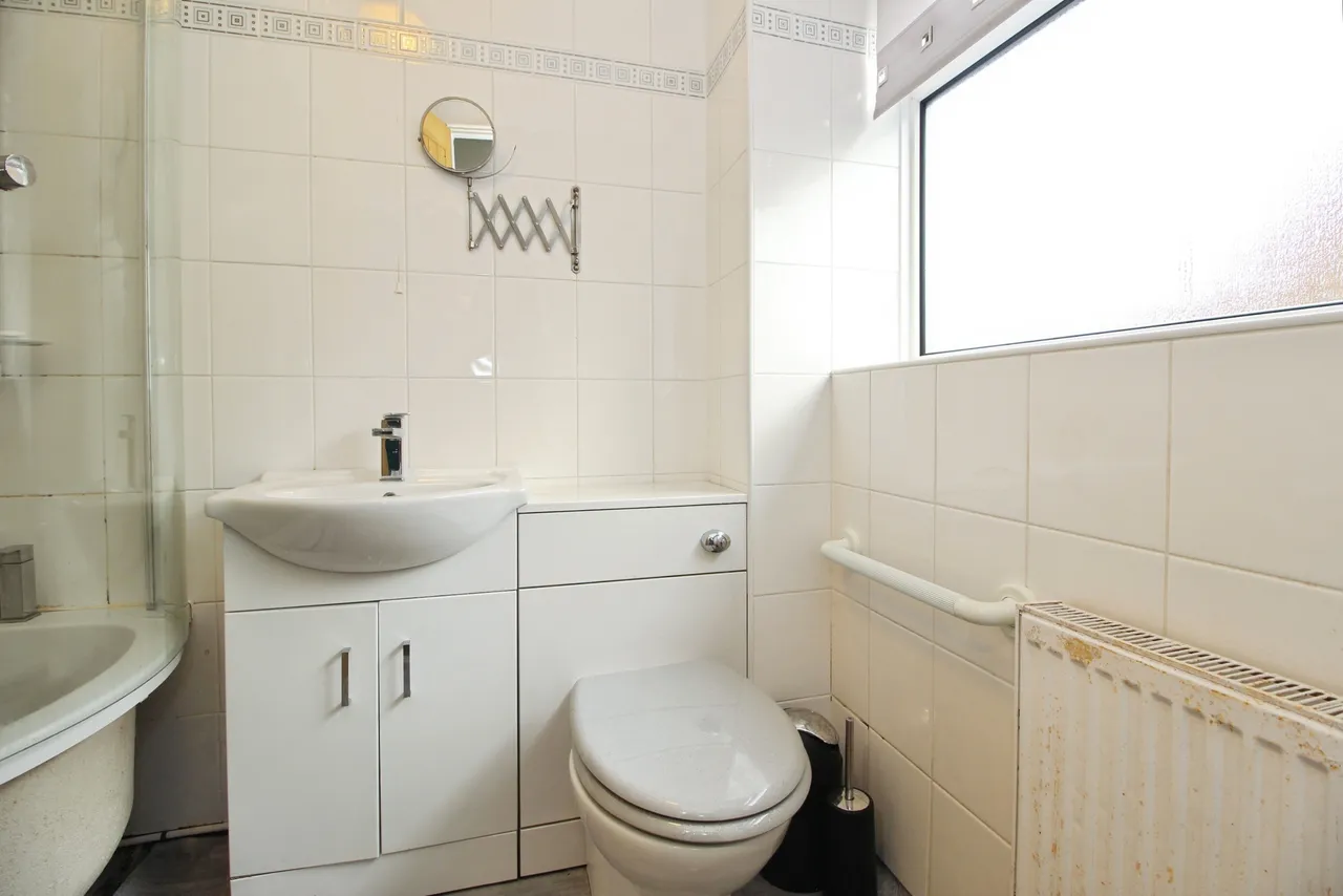 Cumbrian Way, Wakefield, WF2, photo 13