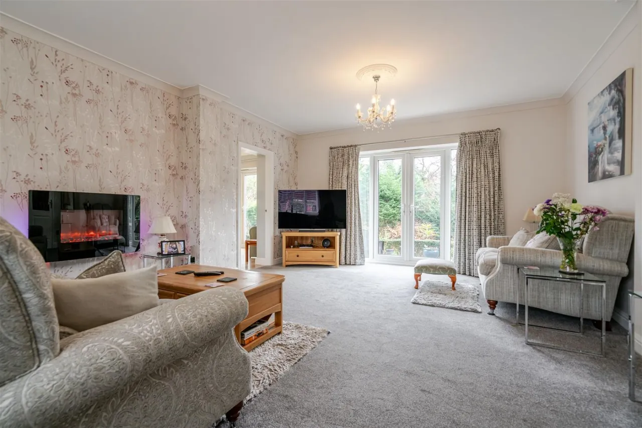 Lambton Road, Worsley, M28, photo 4