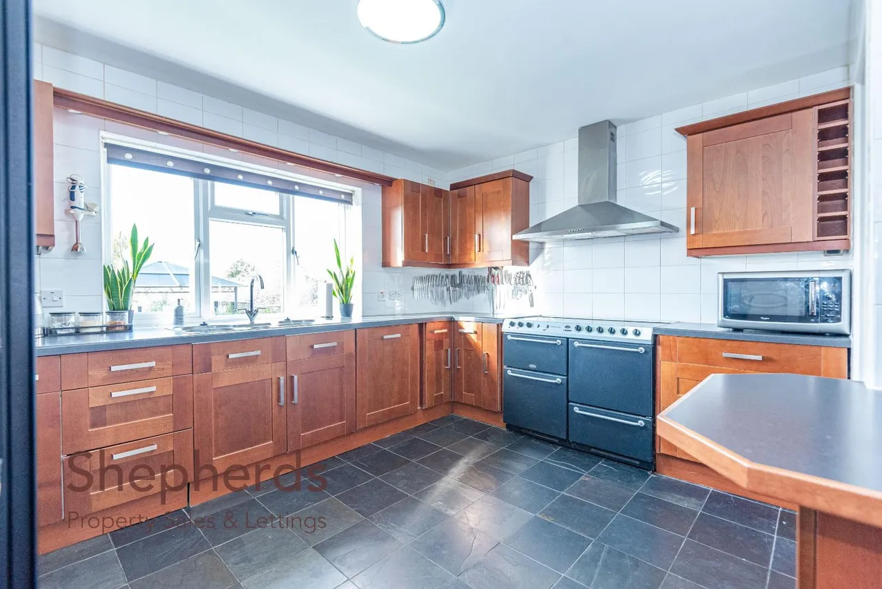 Pecks Hill, Nazeing, EN9, photo 7