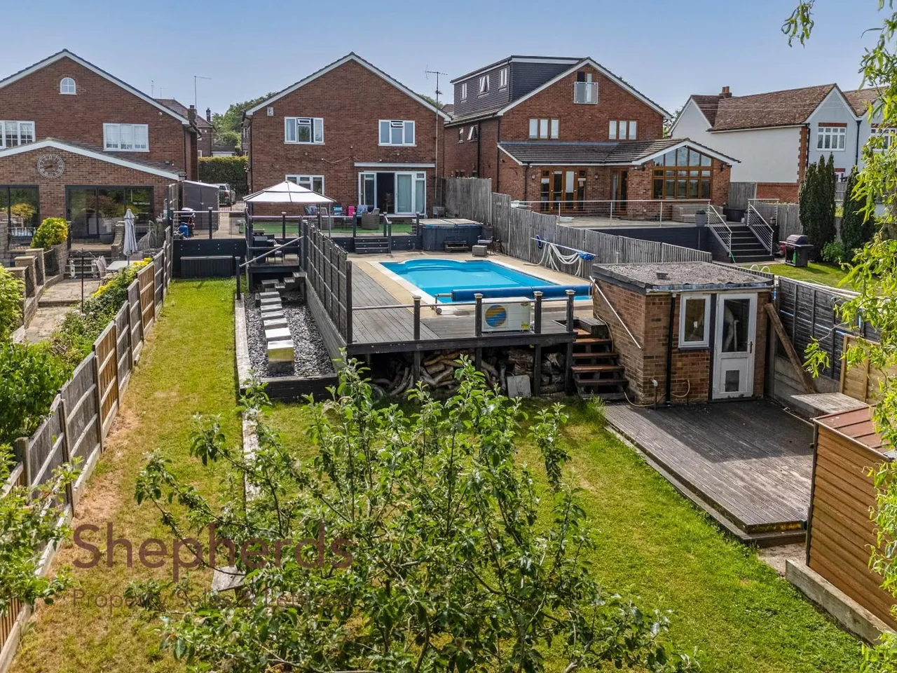 4 bed house for sale, Pecks Hill, Nazeing, EN9