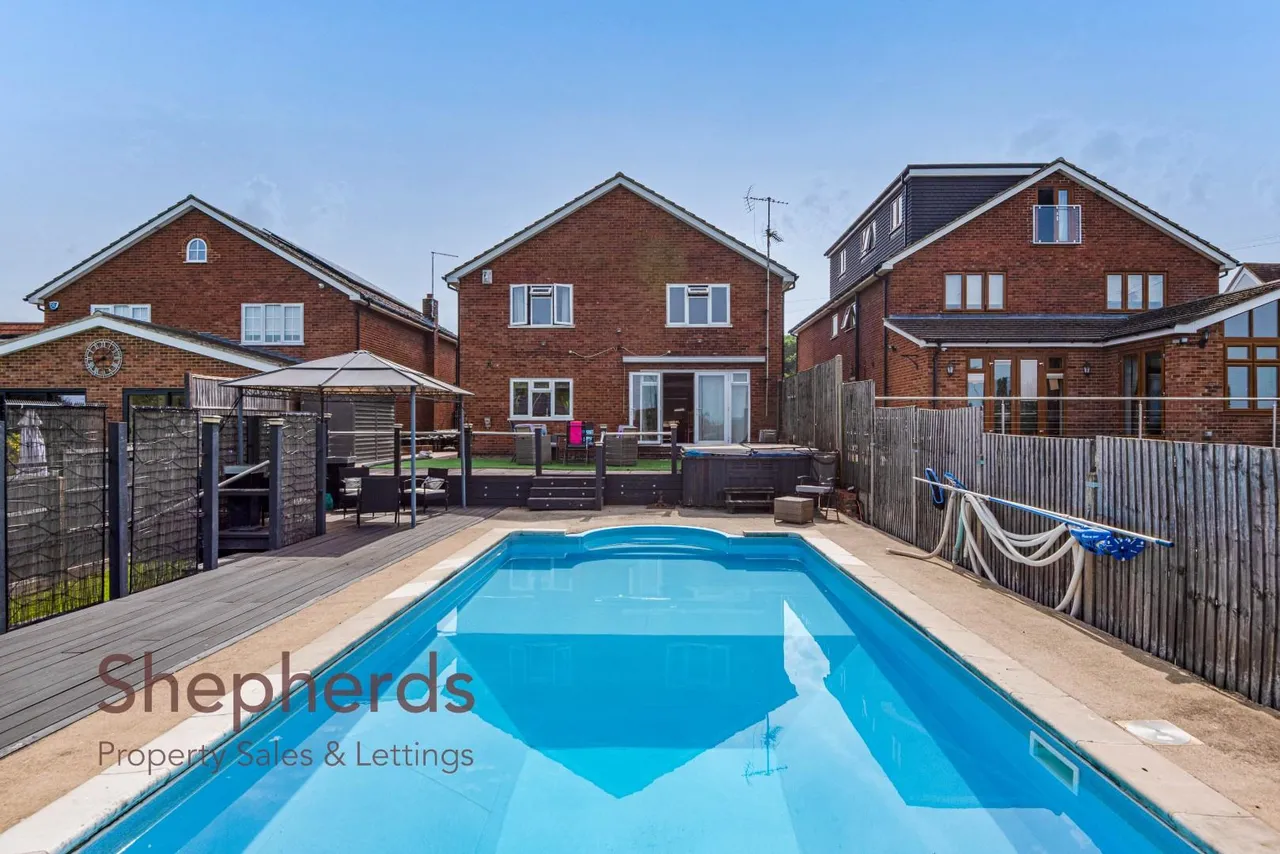 Pecks Hill, Nazeing, EN9, photo 22